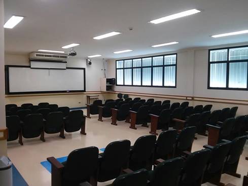 Auditório FACRAZ, localizado no campus Penha.